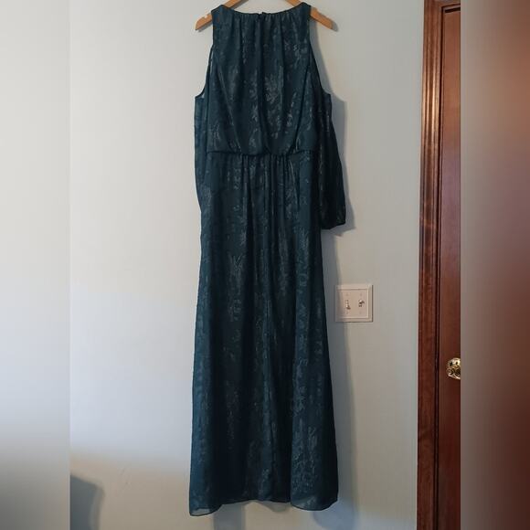 Lauren Ralph Lauren Metallic Floral Cold-Shoulder Gown 14 - Picture 3 of 7